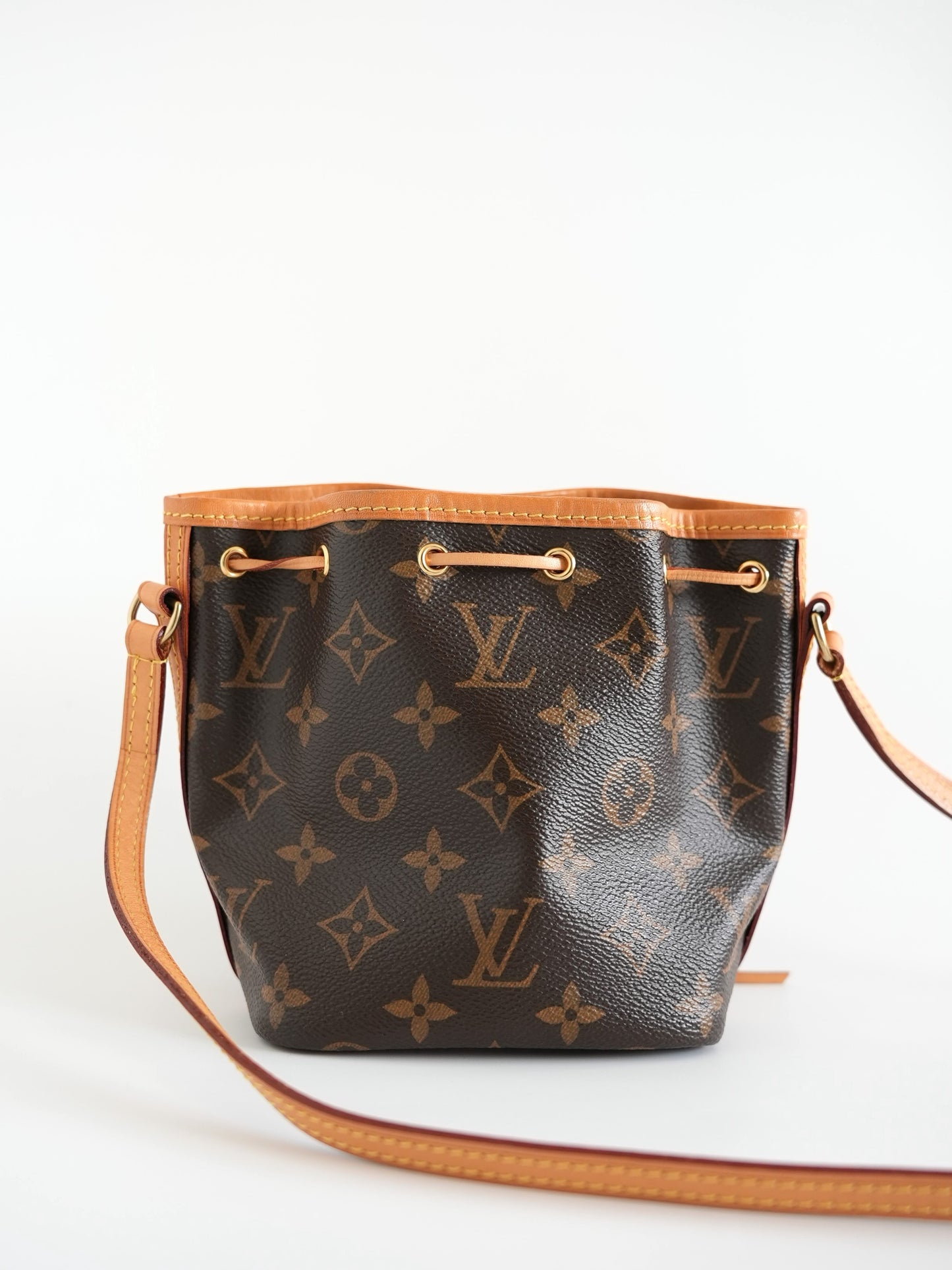 Louis Vuitton Vintage Monogram Noé Nano Bucket Bag M41346