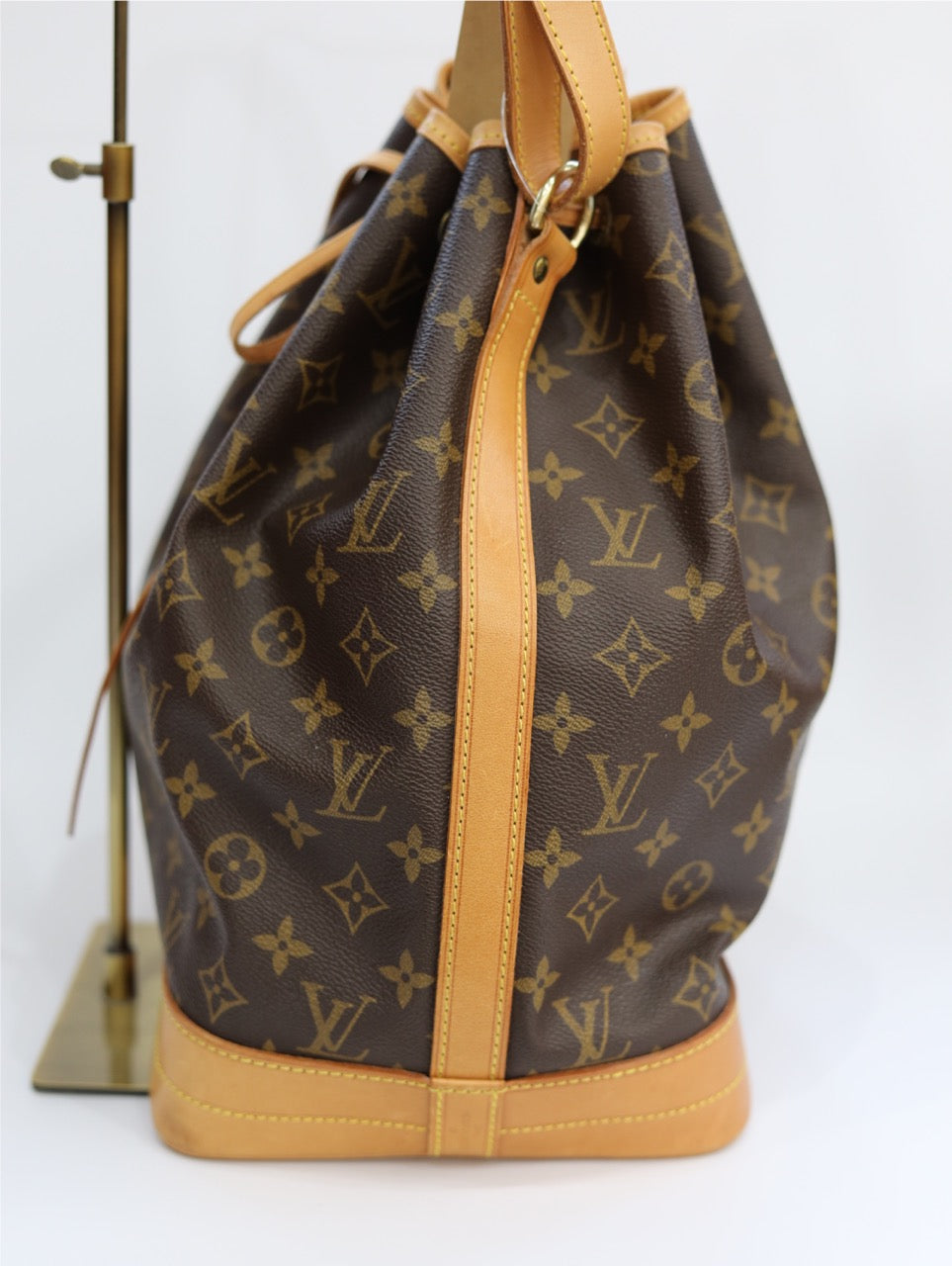 Louis Vuitton Noe Monogram Canvas shoulder bag M42224