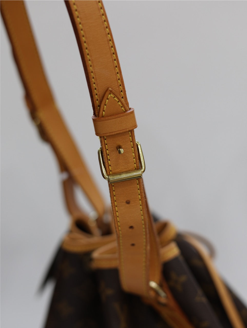 Louis Vuitton Noe Monogram Canvas shoulder bag M42224