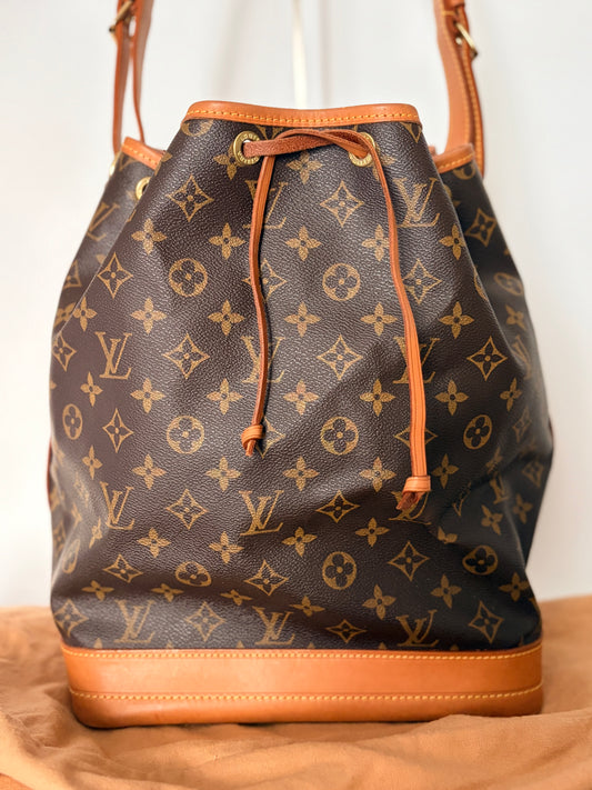 Louis Vuitton Noé Shoulder Bag Monogram M42224